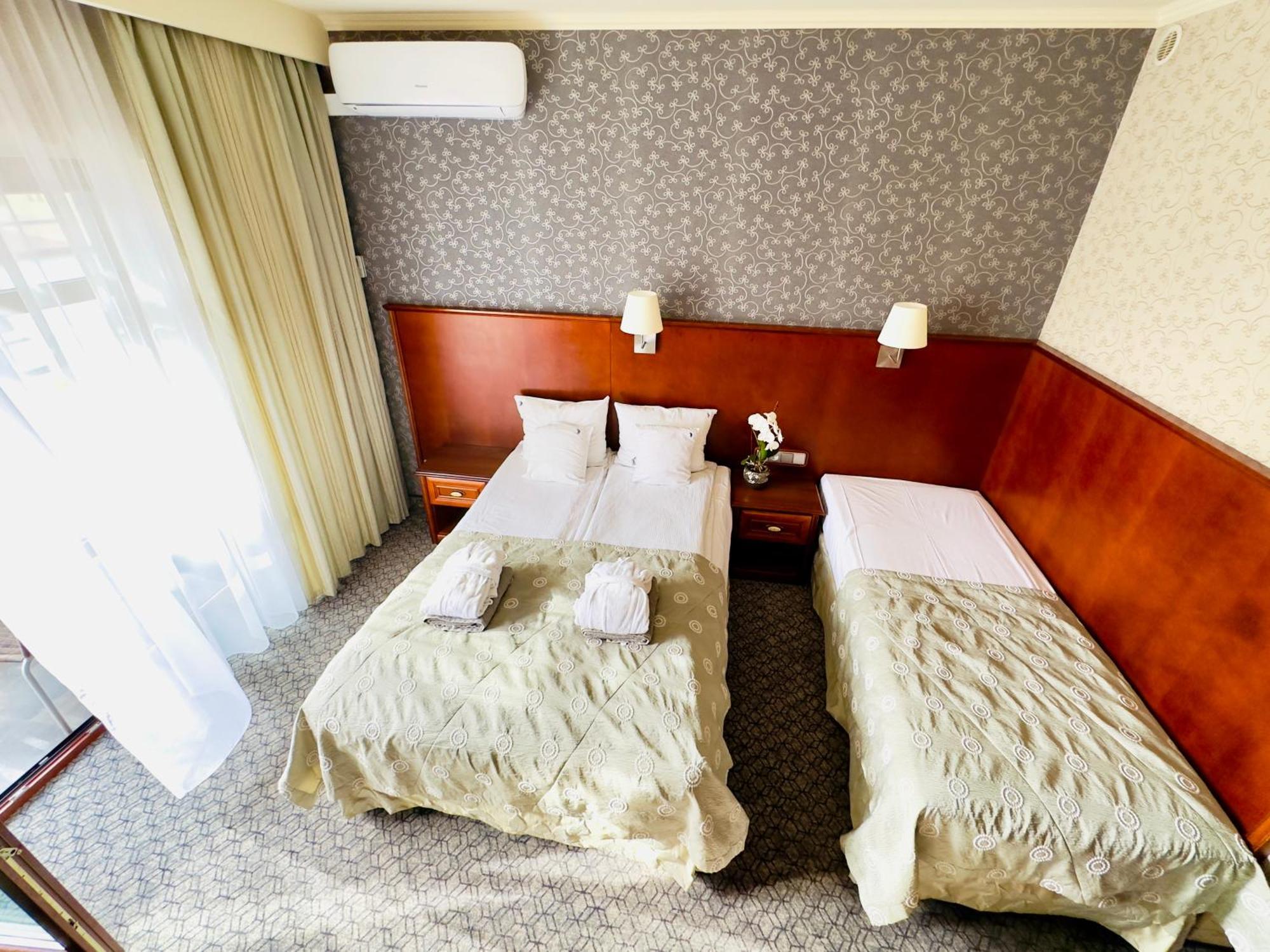 Hotel&Spa Stary Dziwnow Basen Swimming Pool Kültér fotó